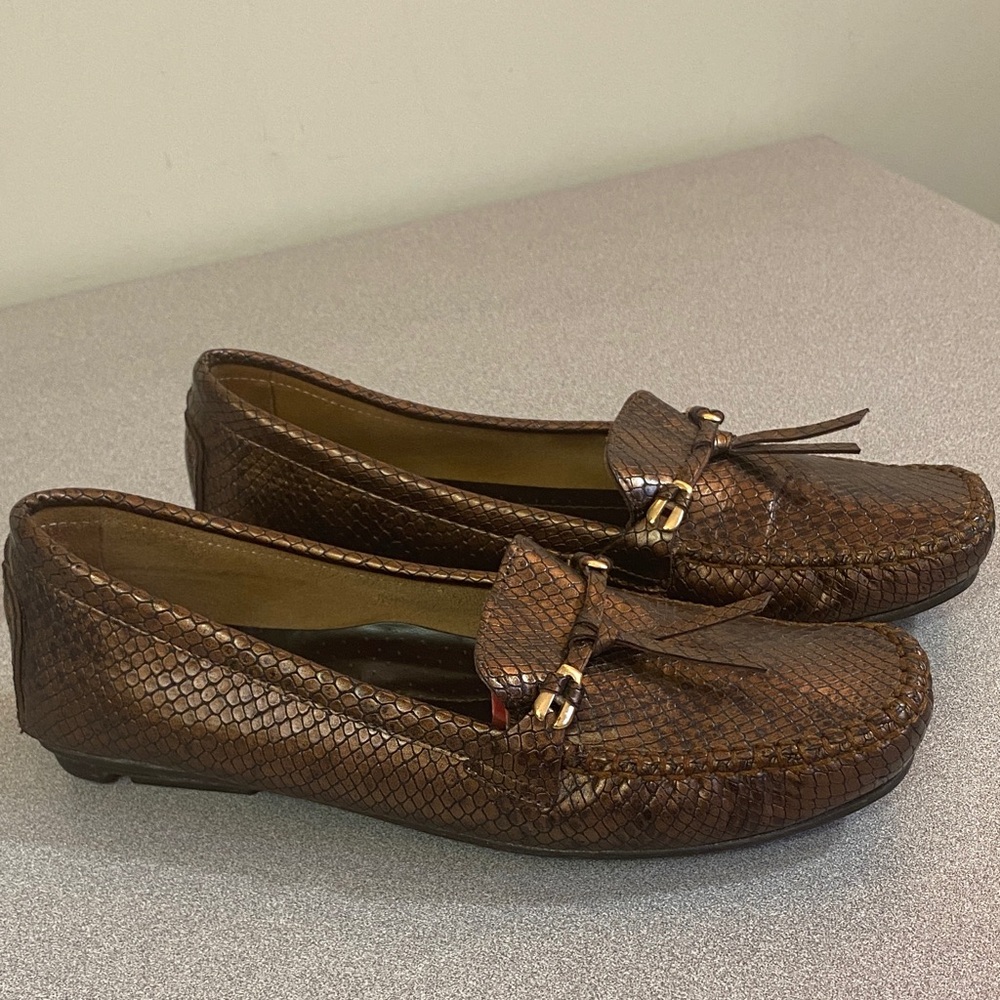 Impo Dinelle Copper Brown Snake-Texture Tassel Loafers